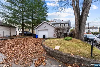 1614 Center Avenue, Fort Lee, NJ 07024 - Photo 24