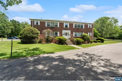 3 Rustic Circle D #D, Montvale, NJ 07645 - Photo 2