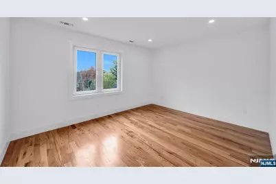 378 Marvin Avenue, Hackensack, NJ 07601 - Photo 20