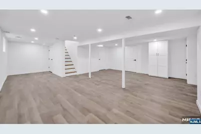 378 Marvin Avenue, Hackensack, NJ 07601 - Photo 36
