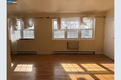 419 Paterson Avenue, East Rutherford, NJ 07073 - Photo 4