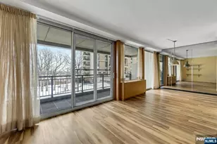 2 Horizon Rd, Fort Lee, NJ 07024 - Photo 14