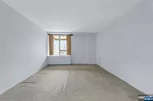 2 Horizon Rd, Fort Lee, NJ 07024 - Photo 32