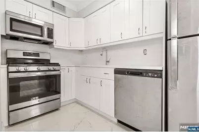 250 Franklin 302S #302S, Mahwah, NJ 07430 - Photo 16