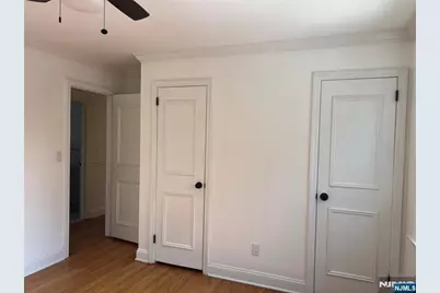 195 Godwin Avenue 1st Fl #1st Fl, Ridgewood, NJ 07450 - Photo 10