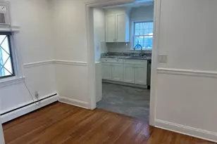 195 Godwin Ave 1st Fl, Ridgewood, NJ 07450 - Photo 4