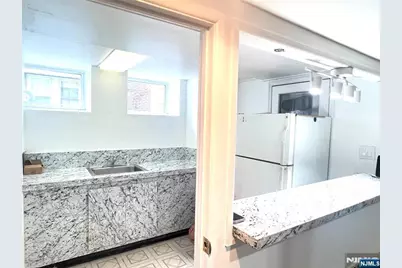 358 Lafayette Avenue 1 #1, Cliffside Park, NJ 07010 - Photo 10