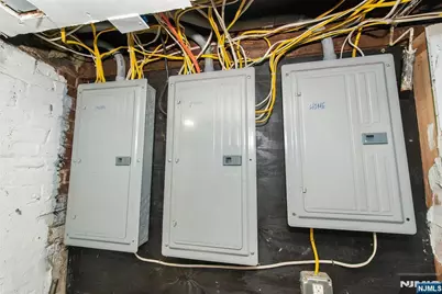 247 Hope Avenue, Passaic, NJ 07055 - Photo 18