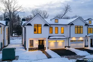 16-18 Paris Ave 4, Rockleigh, NJ 07647 - Photo 2