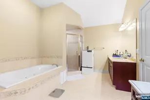 5 Kenyon Ct, Norwood, NJ 07648 - Photo 20