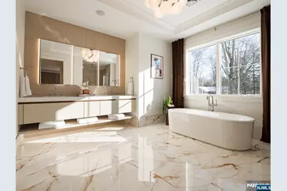 16-18 Paris Avenue 9 #9, Rockleigh, NJ 07647 - Photo 32