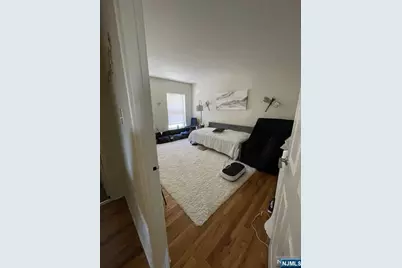 280-320 Oak Street 320C #320C, Ridgewood, NJ 07450 - Photo 18