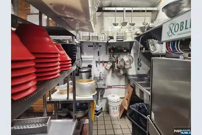 1 Cannonball Road, Pompton Lakes, NJ 07442 - Photo 4