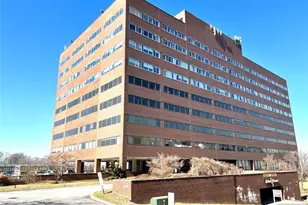 2 Executive Dr 621, Fort Lee, NJ 07024 - Photo 1