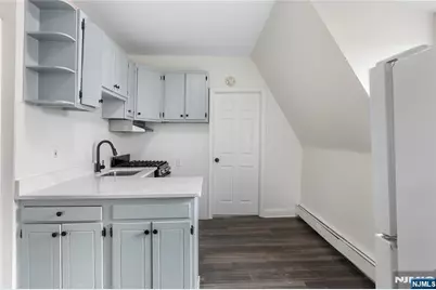 676 Chestnut 3 #3, Kearny, NJ 07032 - Photo 14