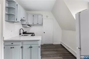 676 Chestnut 3, Kearny, NJ 07032 - Photo 14