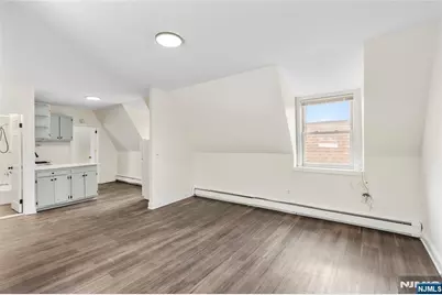 676 Chestnut 3 #3, Kearny, NJ 07032 - Photo 10