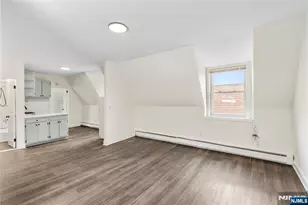 676 Chestnut 3, Kearny, NJ 07032 - Photo 10