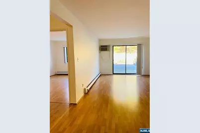 550 Central Avenue 9 #9, Harrison, NJ 07029 - Photo 6