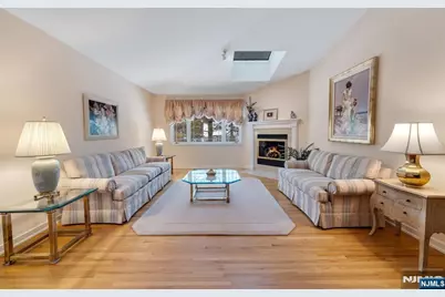 19 Fox Run Road, Allendale, NJ 07401 - Photo 14