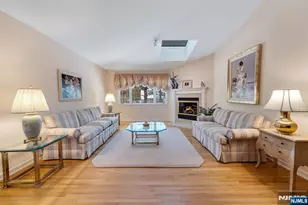 19 Fox Run Rd, Allendale, NJ 07401 - Photo 14