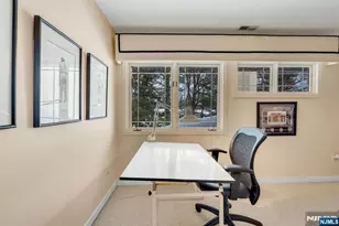 19 Fox Run Rd, Allendale, NJ 07401 - Photo 18