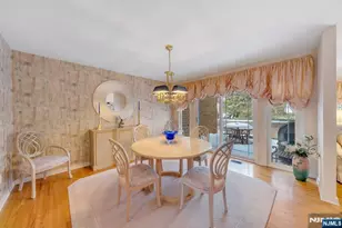 19 Fox Run Rd, Allendale, NJ 07401 - Photo 10