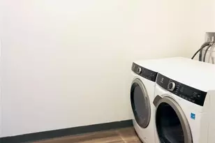 2 Executive Dr 803, Fort Lee, NJ 07024 - Photo 10