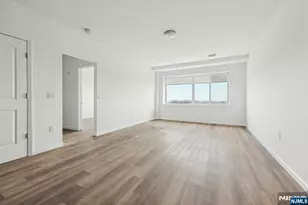 2 Executive Dr 803, Fort Lee, NJ 07024 - Photo 6