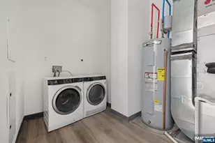 2 Executive Dr 803, Fort Lee, NJ 07024 - Photo 10