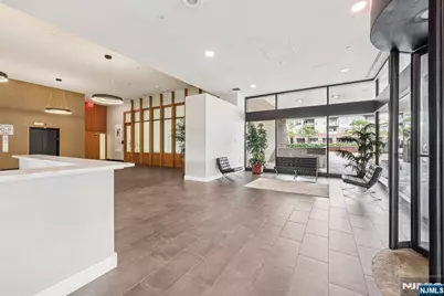 2 Executive Drive 809 #809, Fort Lee, NJ 07024 - Photo 2