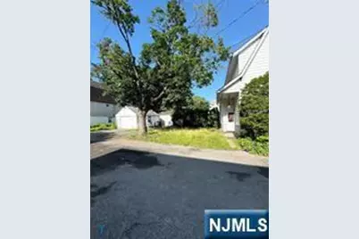 44 Hickory Avenue, Bergenfield, NJ 07621 - Photo 14
