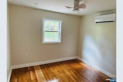 14 Elm Street, Paterson, NJ 07501 - Photo 8