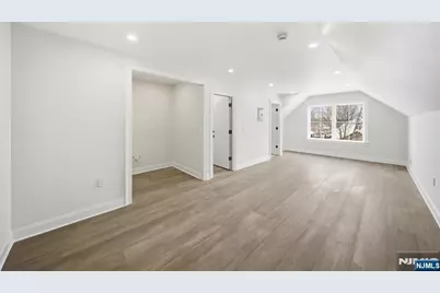 28 Irving Street, Montclair, NJ 07042 - Photo 34