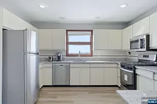 243 Newark Ave 2, Lyndhurst Township, NJ 07071 - Photo 18