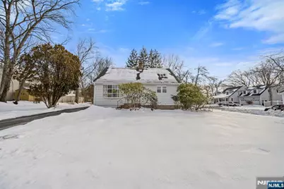 417 Tenakill Drive, Northvale, NJ 07647 - Photo 2