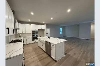 61 Willow Lane 31 #31, Parsippany, NJ 07054 - Photo 2