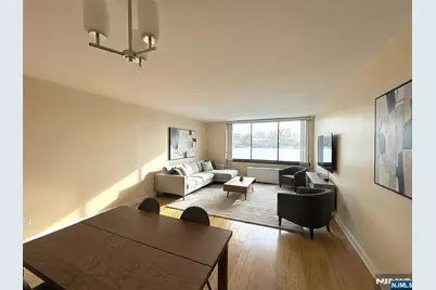 770 Anderson Avenue 2G #2G, Cliffside Park, NJ 07010 - Photo 8