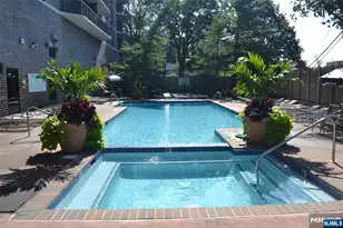 770 Anderson Ave 2G, Cliffside Park, NJ 07010 - Photo 14