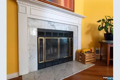 37 Boston Court 311 #311, Newark, NJ 07103 - Photo 32