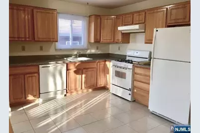 170 Maple Street, Fairview, NJ 07022 - Photo 6