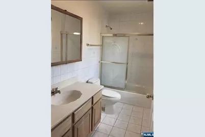 170 Maple Street, Fairview, NJ 07022 - Photo 12