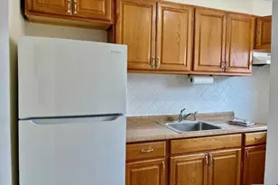 285 Teaneck Road 285B, Ridgefield Park, NJ 07660 - Photo 4