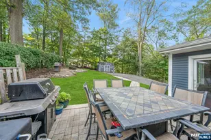 22 Bannehr St, Oakland, NJ 07436 - Photo 32