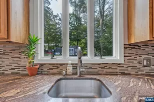 22 Bannehr St, Oakland, NJ 07436 - Photo 18