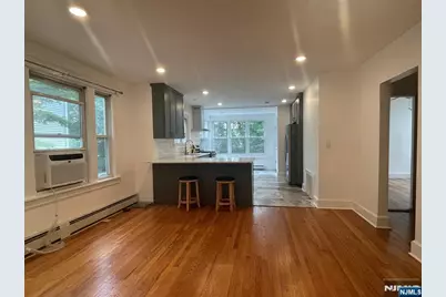 134 Highland Avenue 1 #1, Midland Park, NJ 07432 - Photo 4