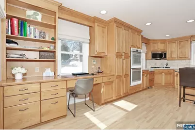 374 Annette Court, Wyckoff Township, NJ 07481 - Photo 12