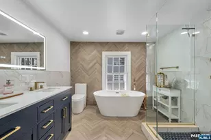 215 Brinckerhoff Ct, Englewood, NJ 07631 - Photo 32