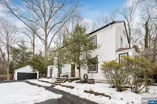 215 Brinckerhoff Ct, Englewood, NJ 07631 - Photo 2