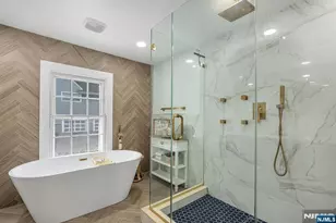 215 Brinckerhoff Ct, Englewood, NJ 07631 - Photo 34